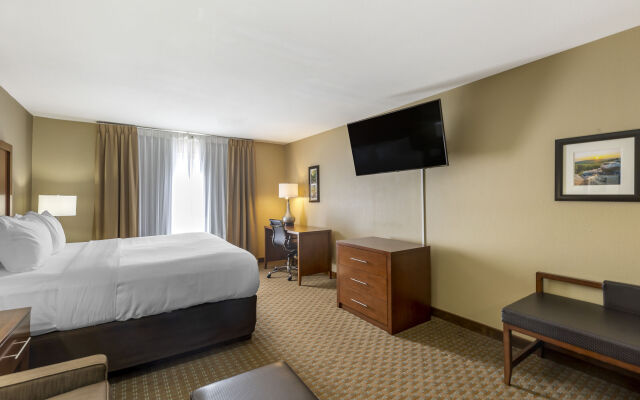 Comfort Inn & Suites Marion I-57