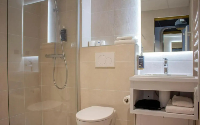 Brit Hotel Bordeaux Aéroport - Le Soretel