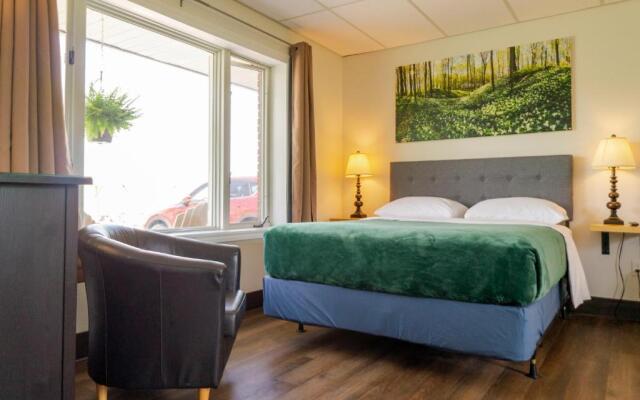 Wayside Motel Manitoulin