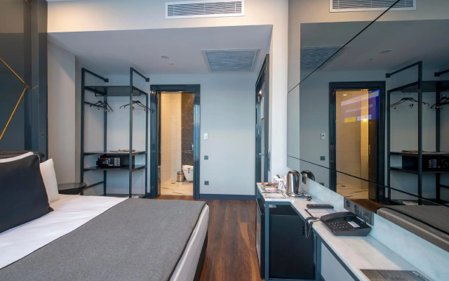 Adalia Hotel