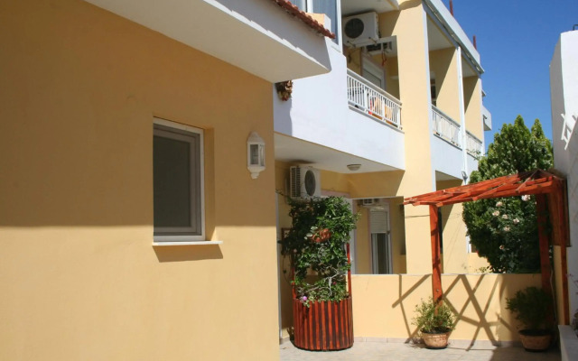 Pantheon Deluxe Apartments