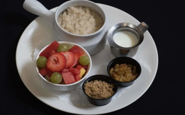 Divya Sutra Plaza and Conference Centre Calgary Airport