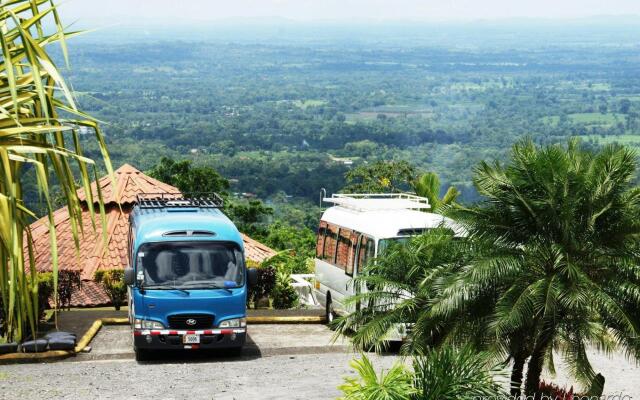 Arenal Waterfall Lodge