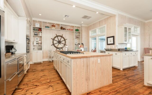 3328 Christmas Home by RedAwning