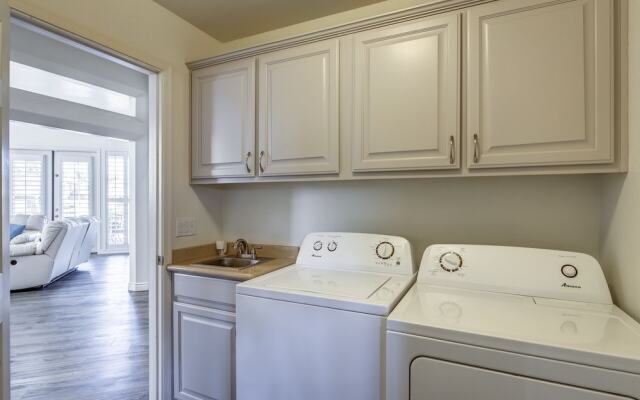 Freeport - 4 Br home by RedAwning