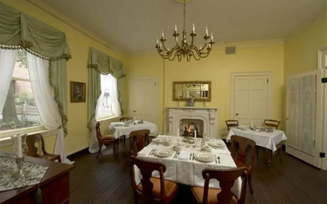 Rachael's Dowry Bed and Breakfast