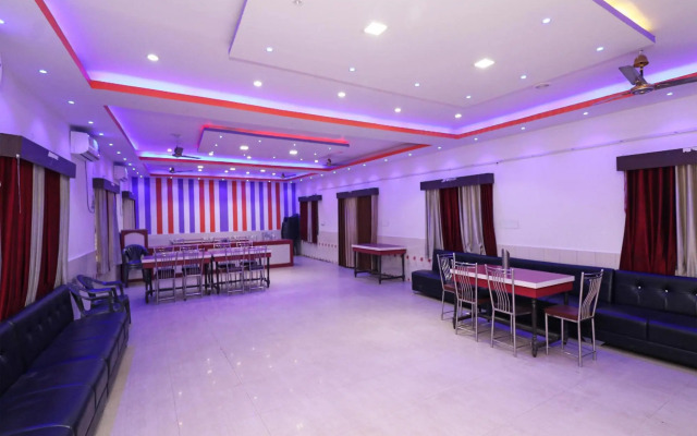 OYO 24654 Hotel Buddha