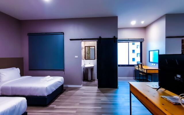 The Riva Vientiane Hotel