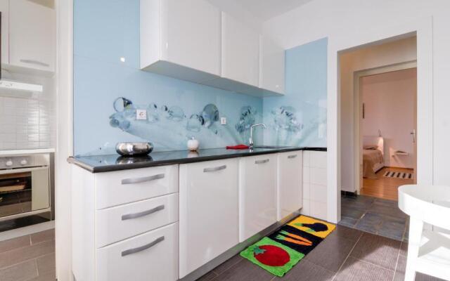 Apartments Ester Victoria