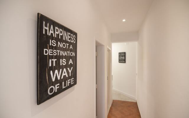 Charming Alegria by Homing