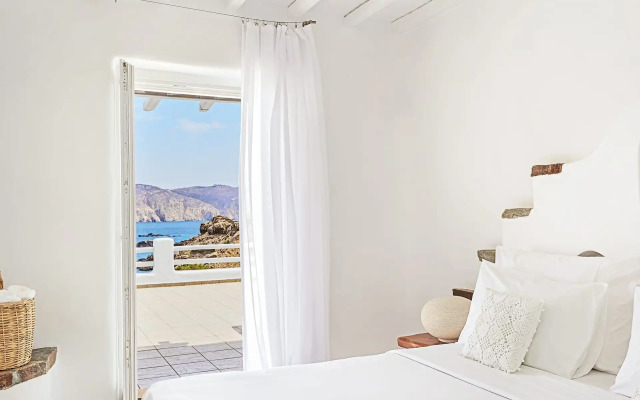 Mykonos Lolita, A Grecotel Resort To Live