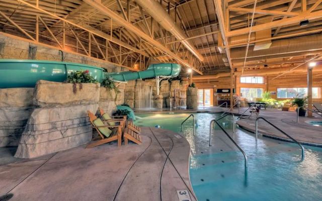 Branson Hillside Hotel