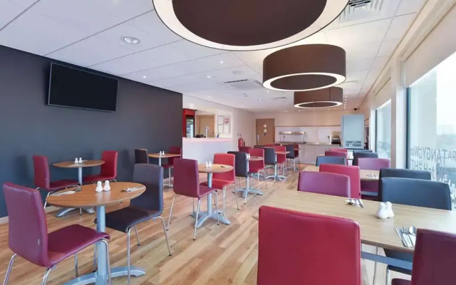 Travelodge Ashford Town Centre