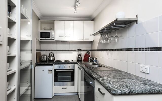 Sky Gardens Sunset River View Netflix Wine Parking