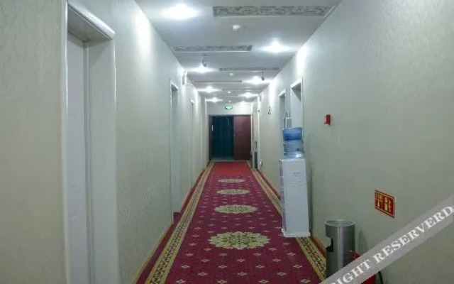 Yijia Express Hotel