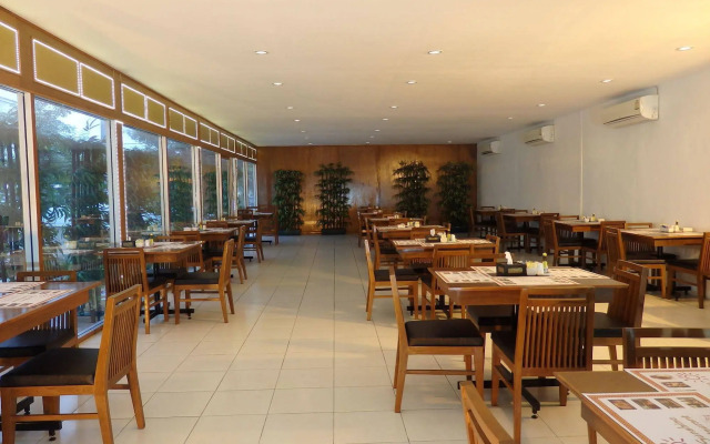 Pohseen Hotel