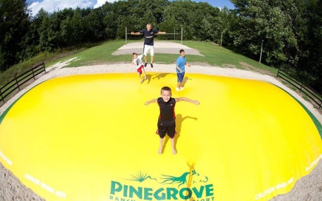 Pinegrove Family Dude Ranch