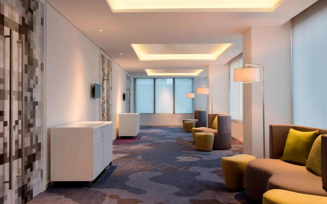 Aloft Jakarta Wahid Hasyim