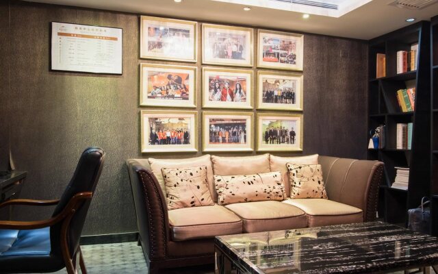 Modern Classic Hotel