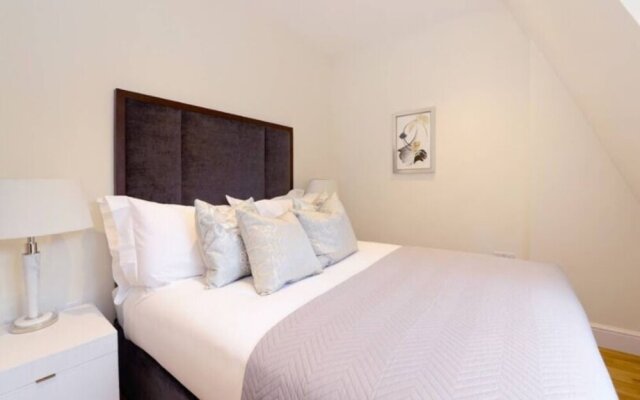 Luxurious 3 Double Bedroom Apartment Hammersmith