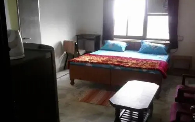 Hotel Aditya Palace
