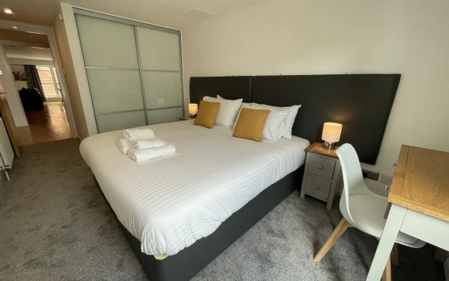 Tolbooth Apartments
