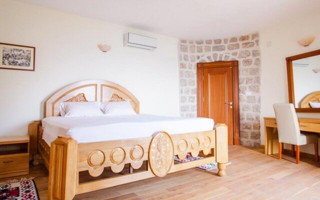 Pietra Mare Apartments