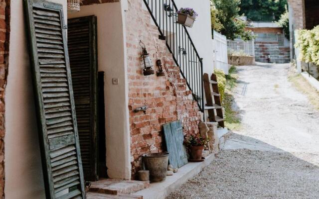 Lindhouse - Country House a Govone