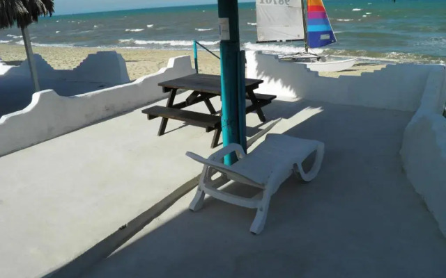 #7 Beach Front Private Room