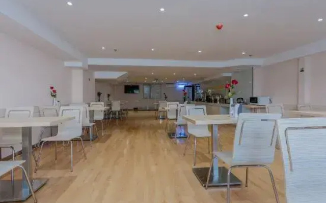 City Comfort Inn Hotel (Kunming South High-Speed Railway Station Baicheng University Town)