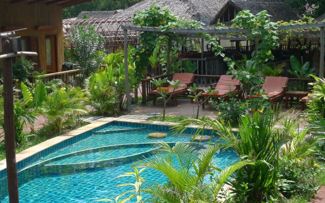 Sok Sabay Resort