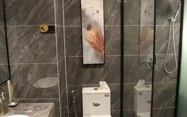 Yuman Yazhi Hotel