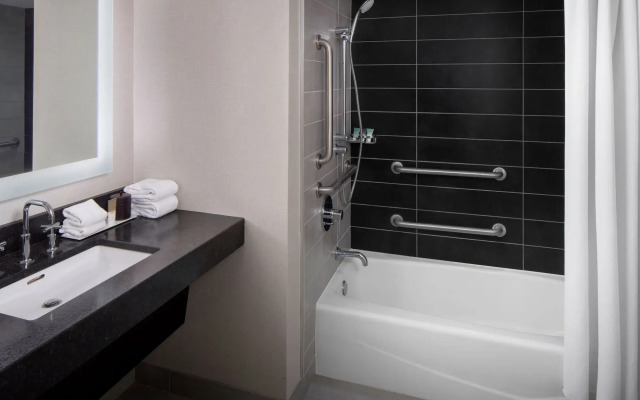 Hyatt Regency Minneapolis