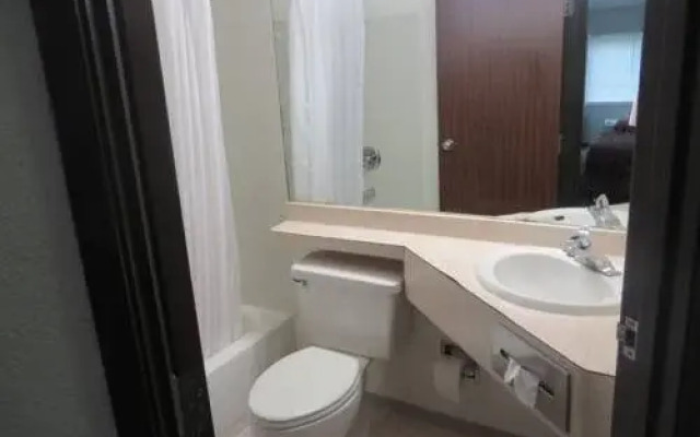 Travelers Hotel