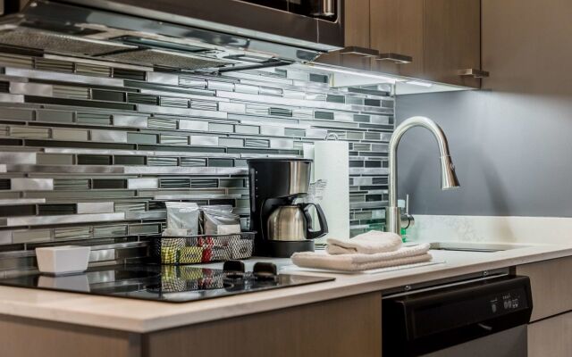 Hyatt House Winnipeg-South/Outlet Collection