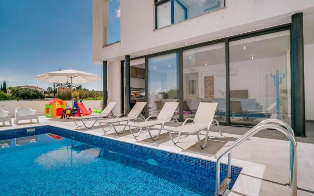 SunnyVillas: 2BR New Villa☆Private Pool in Pernera - Nicholas