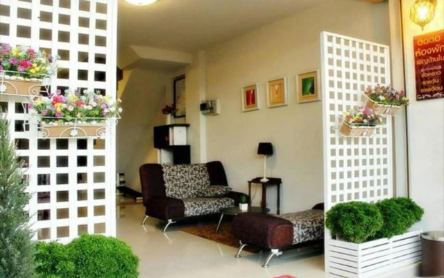 Be Rich Hotel