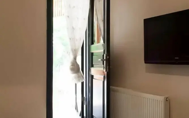 Orhan Kutbay'in Evi Turyolu Cafe Pansiyon