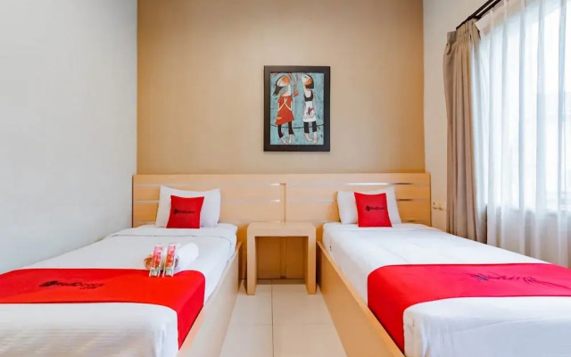 RedDoorz @ Sersan Bajuri Atas