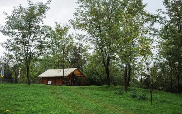 Jvarisa Glamping