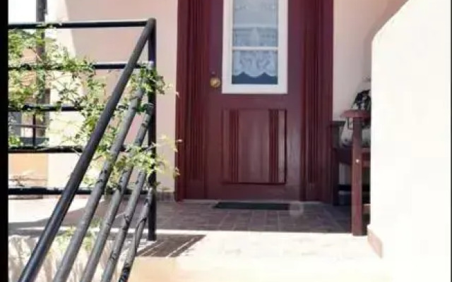 Traditional Residence with terrace