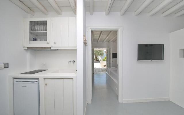 Evlalia Studios & Villas