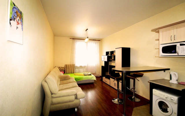 Апартаменты на проспекте Королева 7