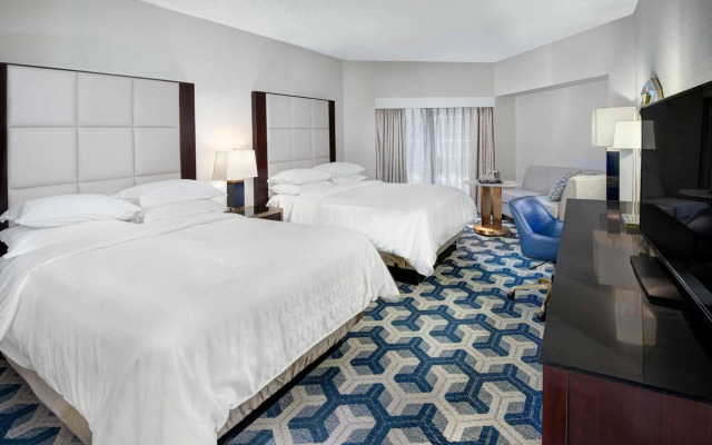 Sheraton Eatontown Hotel