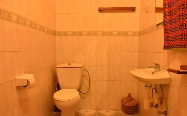 Room in B&B - Amahoro Guest House - Queen Room