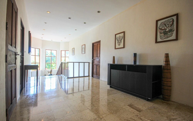 5 BR Pool Villa Close to Beach  CV5