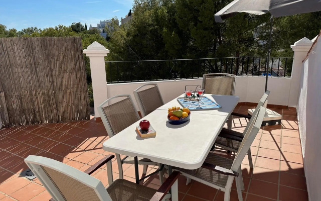 Spacious family villa Aljamar 8a