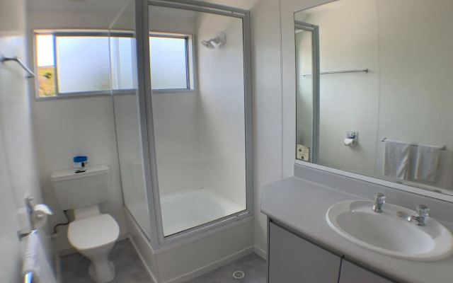 Aloha Seaview Resort Motel