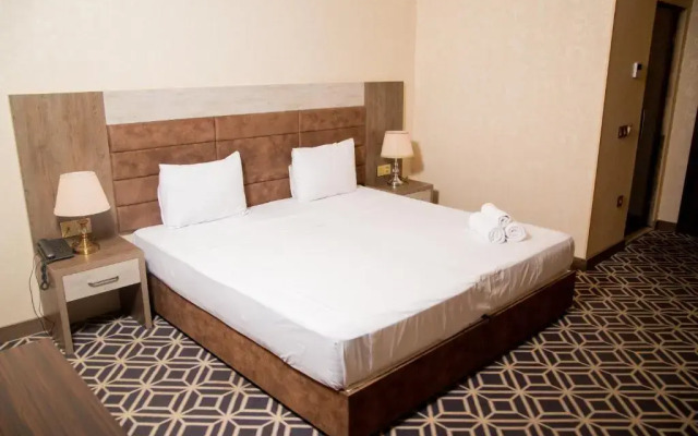 Piano Hotel Baku