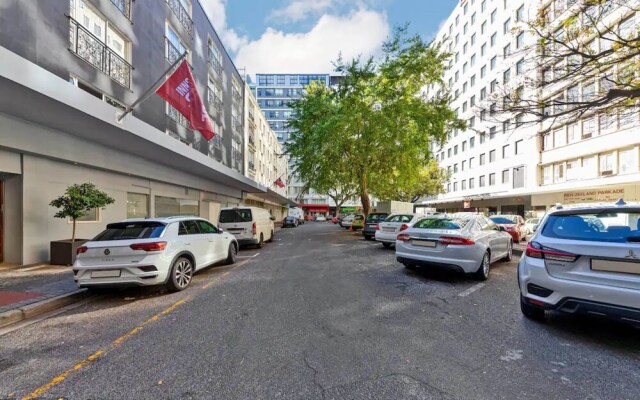 Cosy 1BD APT in the Mother City